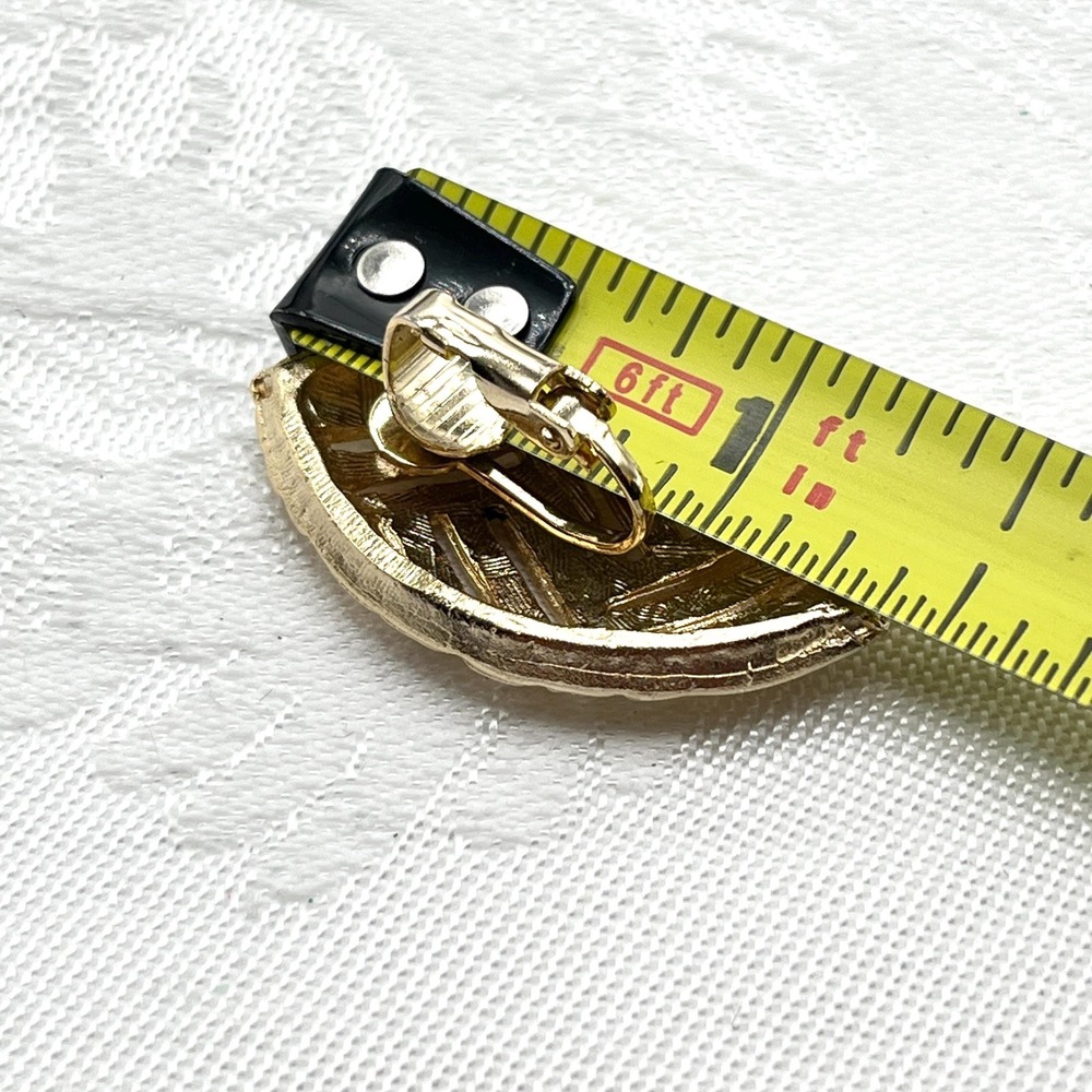 Vintage Gold Tone Classic 80s 90s Lattice Woven Almond-Shaped Clip-On Earrings - Picture 4 of 7